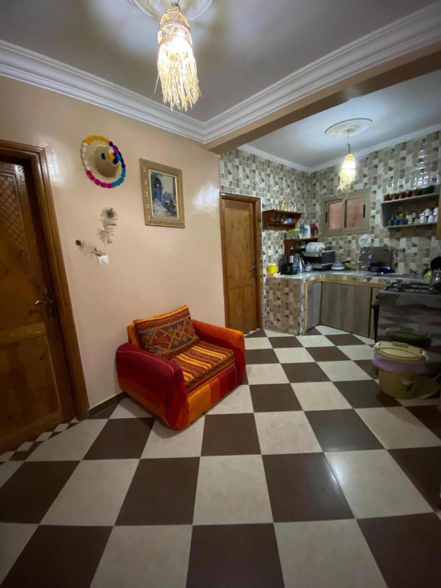 Hostel Mira